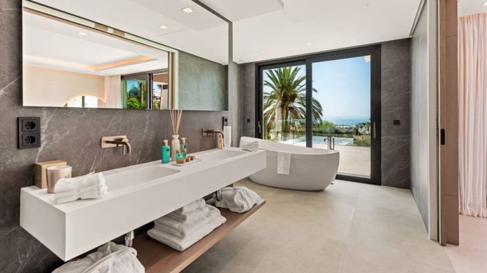 Image No.15-4 Bed Villa for sale