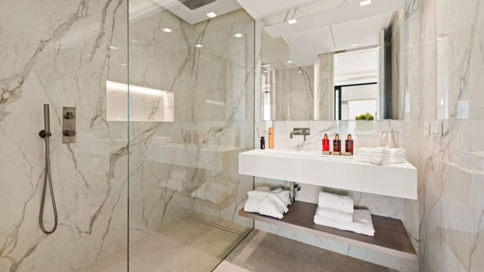 Image No.18-4 Bed Villa for sale