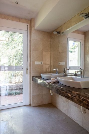 Image No.26-3 Bed Villa for sale