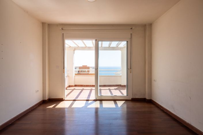 Image No.23-3 Bed Villa for sale