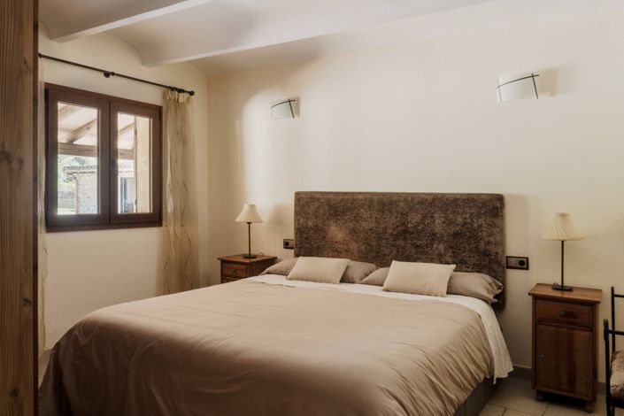 Image No.11-4 Bed House for sale