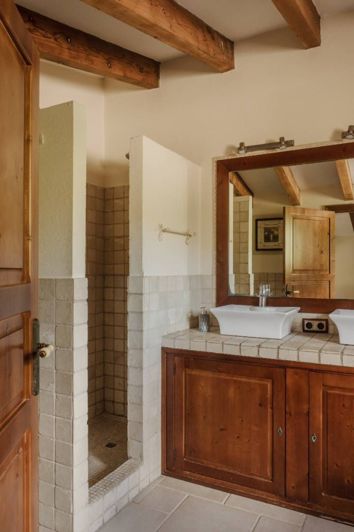 Image No.20-4 Bed House for sale