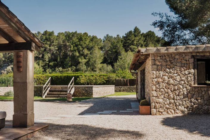 Image No.28-4 Bed House for sale