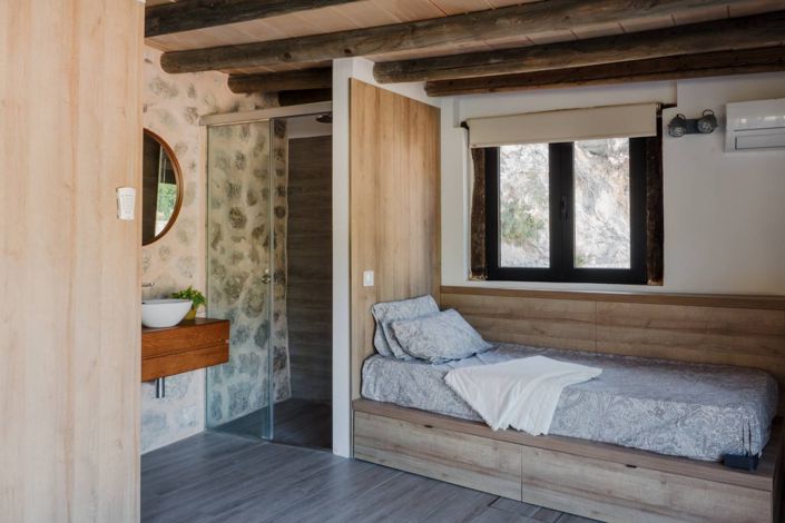 Image No.30-4 Bed House for sale