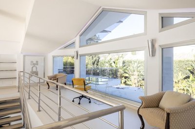 strand6046-lcl34all6ju7bikc