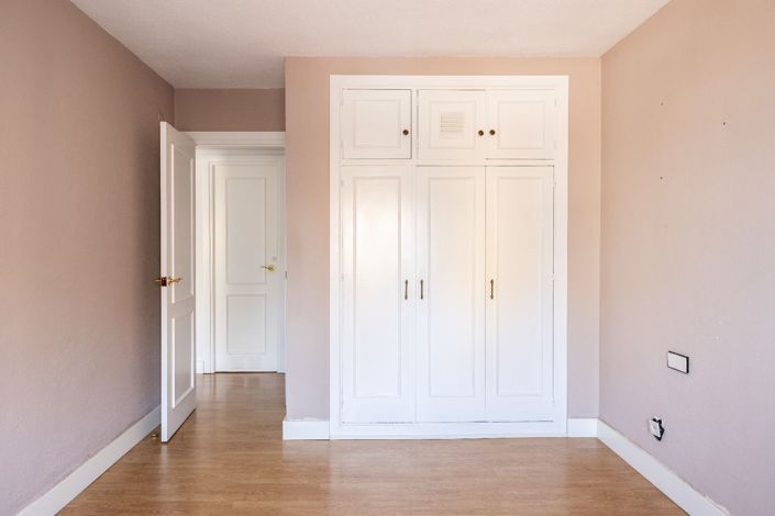 Image No.14-Apartment for sale