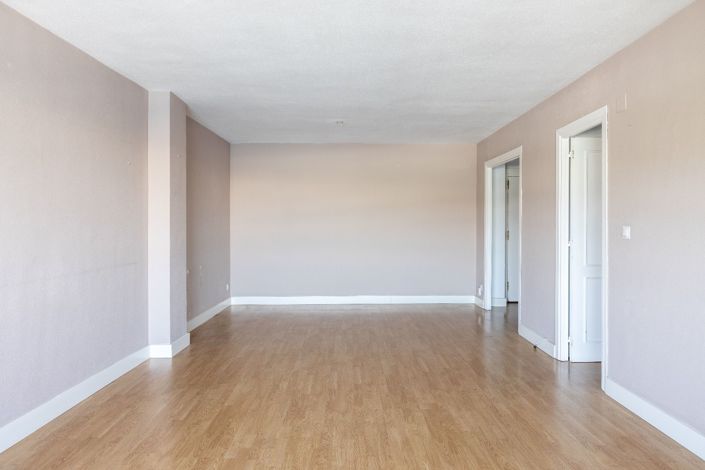 Image No.7-Apartment for sale