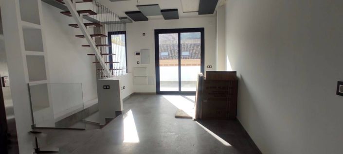 Image No.10-2 Bed Penthouse for sale