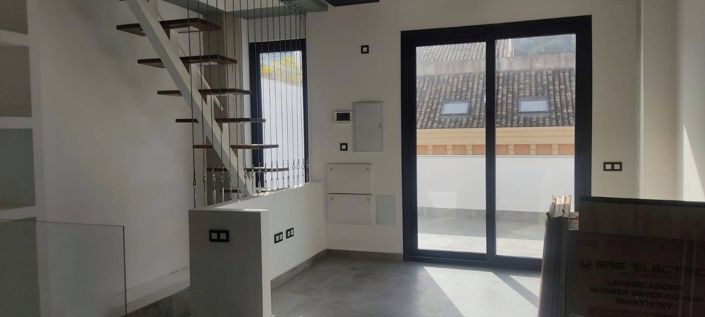 Image No.6-2 Bed Penthouse for sale