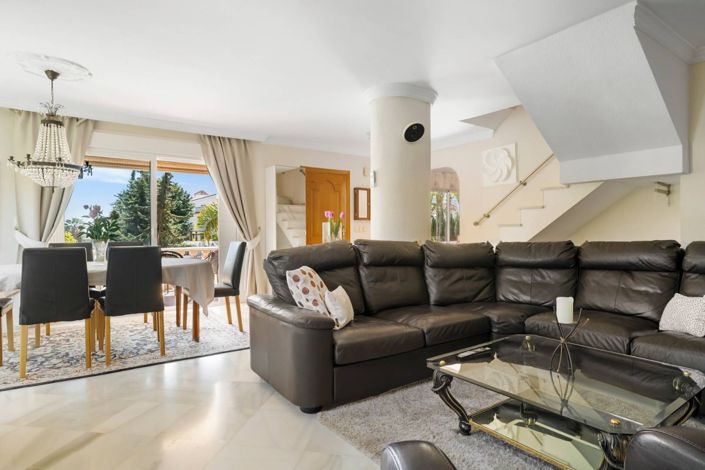 Image No.17-5 Bed Villa for sale