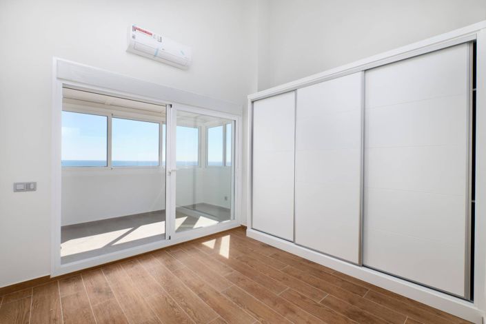 Image No.21-3 Bed Penthouse for sale