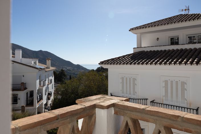 Image No.11-4 Bed Villa for sale