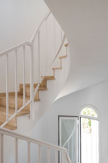 Image No.20-5 Bed House for sale