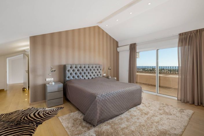 Image No.16-4 Bed Penthouse for sale