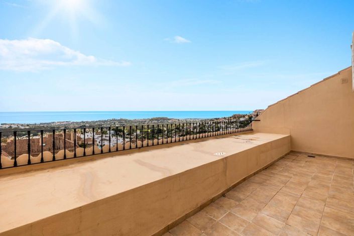 Image No.20-4 Bed Penthouse for sale