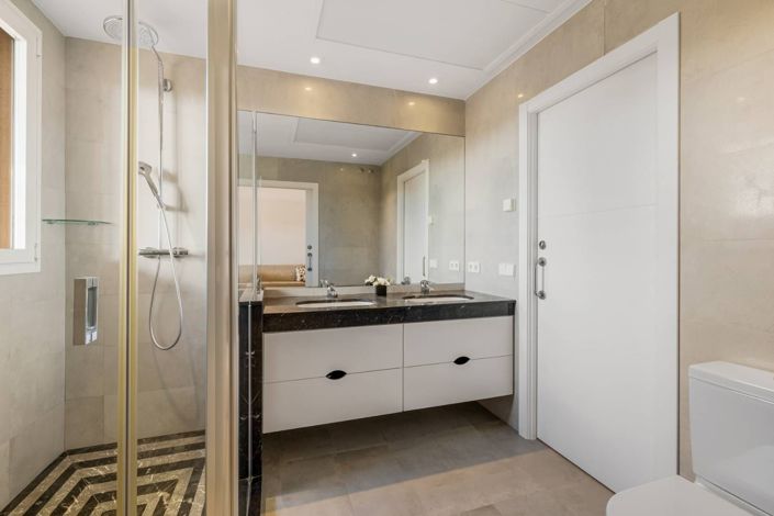 Image No.30-4 Bed Penthouse for sale