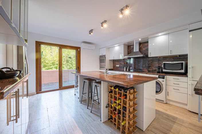 Image No.16-5 Bed Penthouse for sale