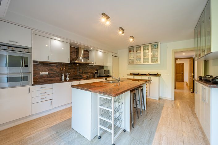 Image No.18-5 Bed Penthouse for sale