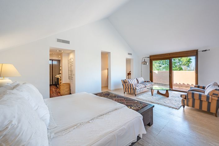 Image No.20-5 Bed Penthouse for sale