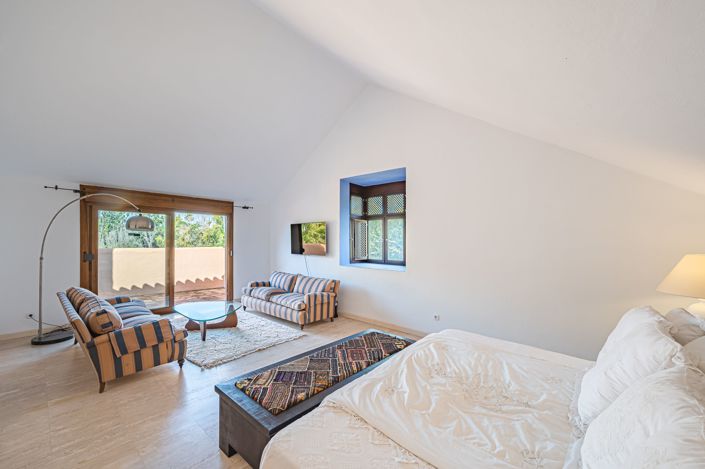 Image No.27-5 Bed Penthouse for sale