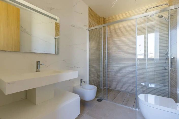 Image No.12-1 Bed Apartment for sale