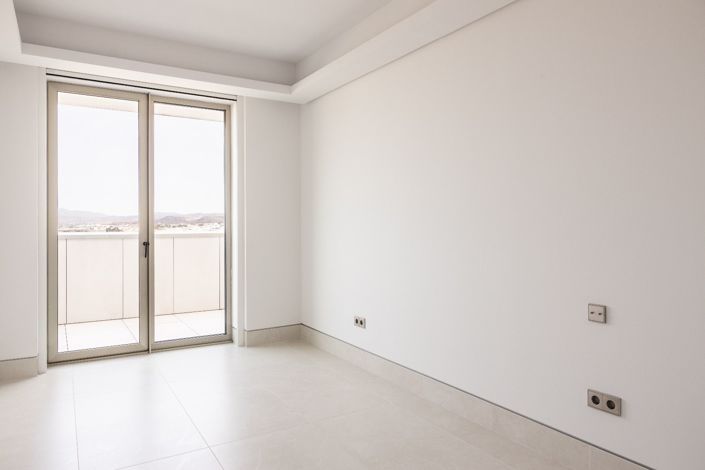 Image No.16-4 Bed Apartment for sale