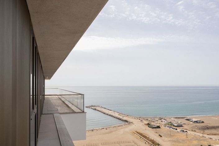 Image No.17-4 Bed Apartment for sale