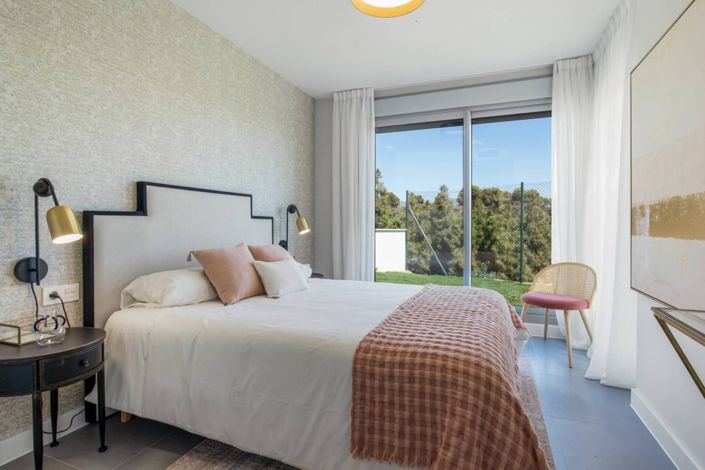 Image No.11-2 Bed Apartment for sale