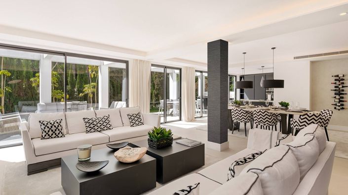 Image No.2-5 Bed Villa for sale