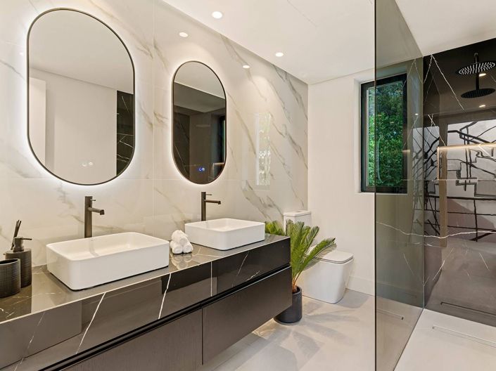 Image No.27-5 Bed Villa for sale