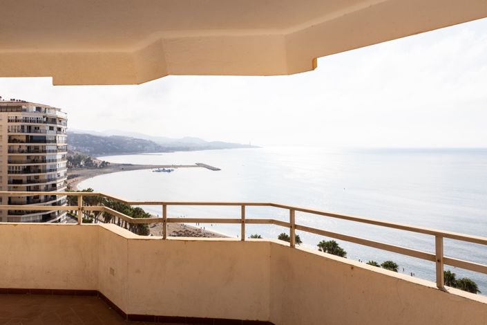 Image No.12-4 Bed Apartment for sale