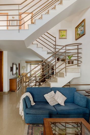 Image No.19-5 Bed Townhouse for sale