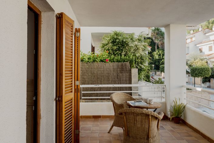 Image No.12-5 Bed Townhouse for sale