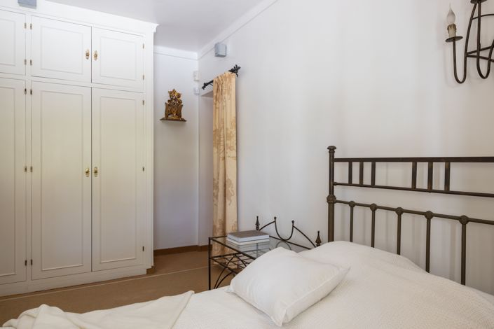 Image No.29-3 Bed Villa for sale