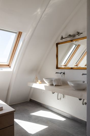 Image No.30-4 Bed House for sale