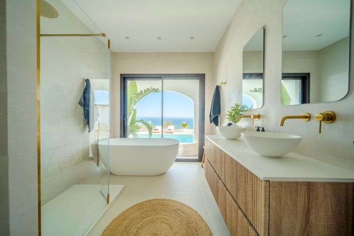 Image No.19-5 Bed Villa for sale