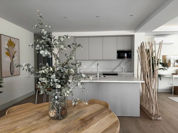 Image No.6-3 Bed Apartment for sale