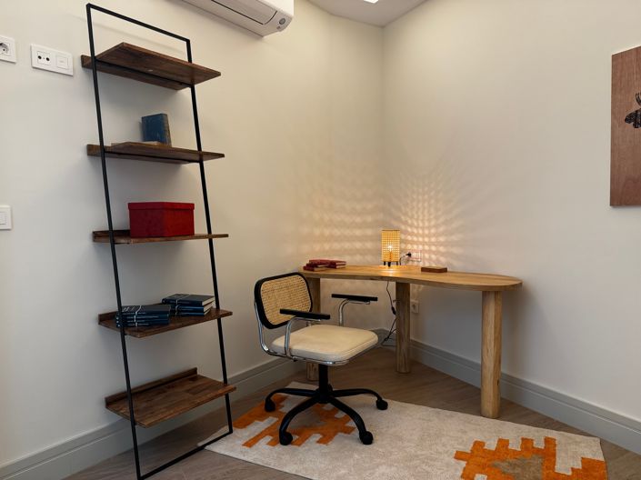 Image No.28-3 Bed Apartment for sale