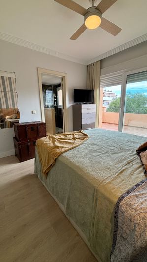 Image No.19-3 Bed House for sale