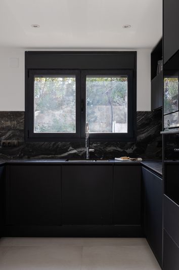 Image No.10-3 Bed Villa for sale