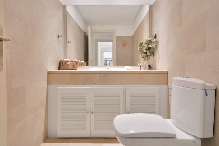 Image No.18-3 Bed Apartment for sale