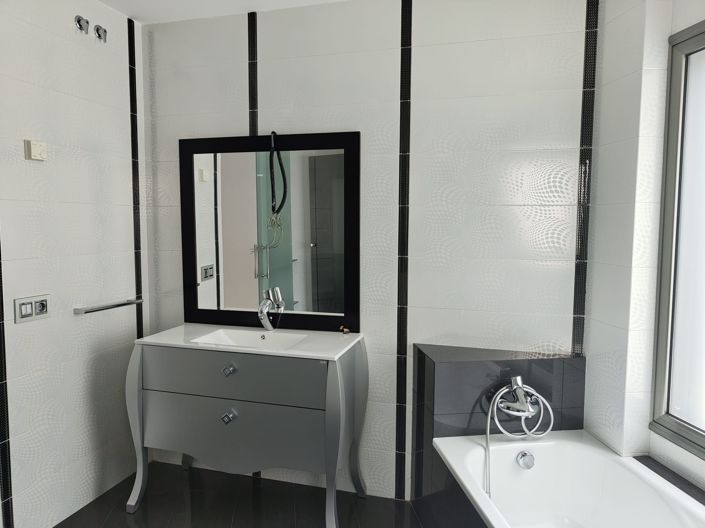 Image No.11-5 Bed Villa for sale