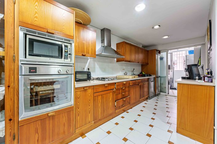 Image No.30-3 Bed Apartment for sale