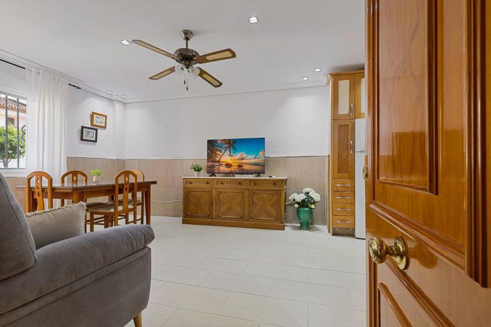 Image No.23-2 Bed Apartment for sale