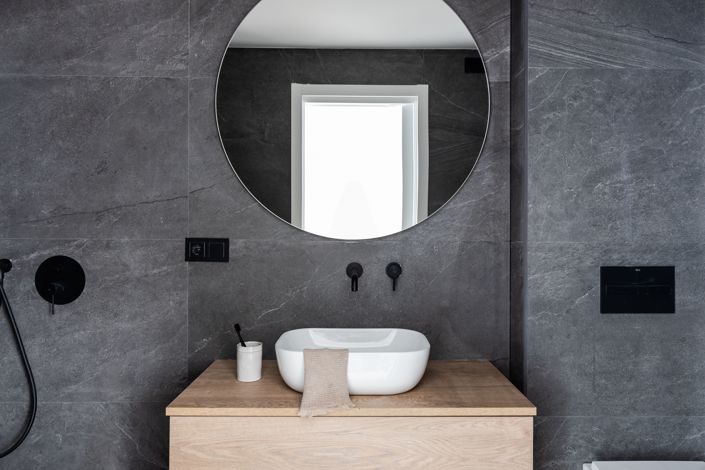 Image No.12-3 Bed Townhouse for sale