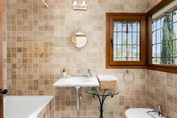 Image No.10-Country House for sale