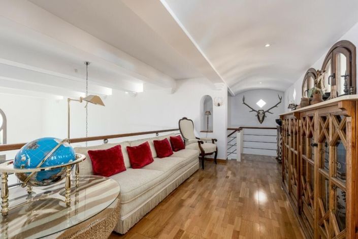 Image No.17-Country House for sale