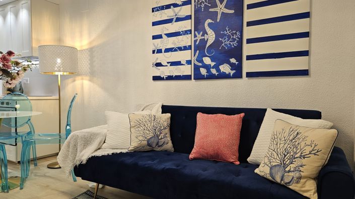 Image No.10-2 Bed House for sale