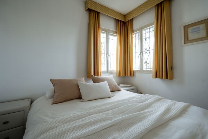 Image No.22-3 Bed Apartment for sale