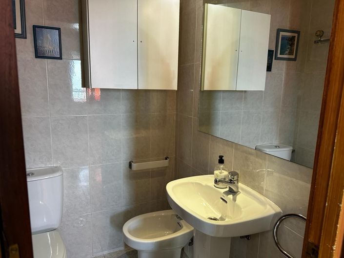 Image No.18-4 Bed Apartment for sale